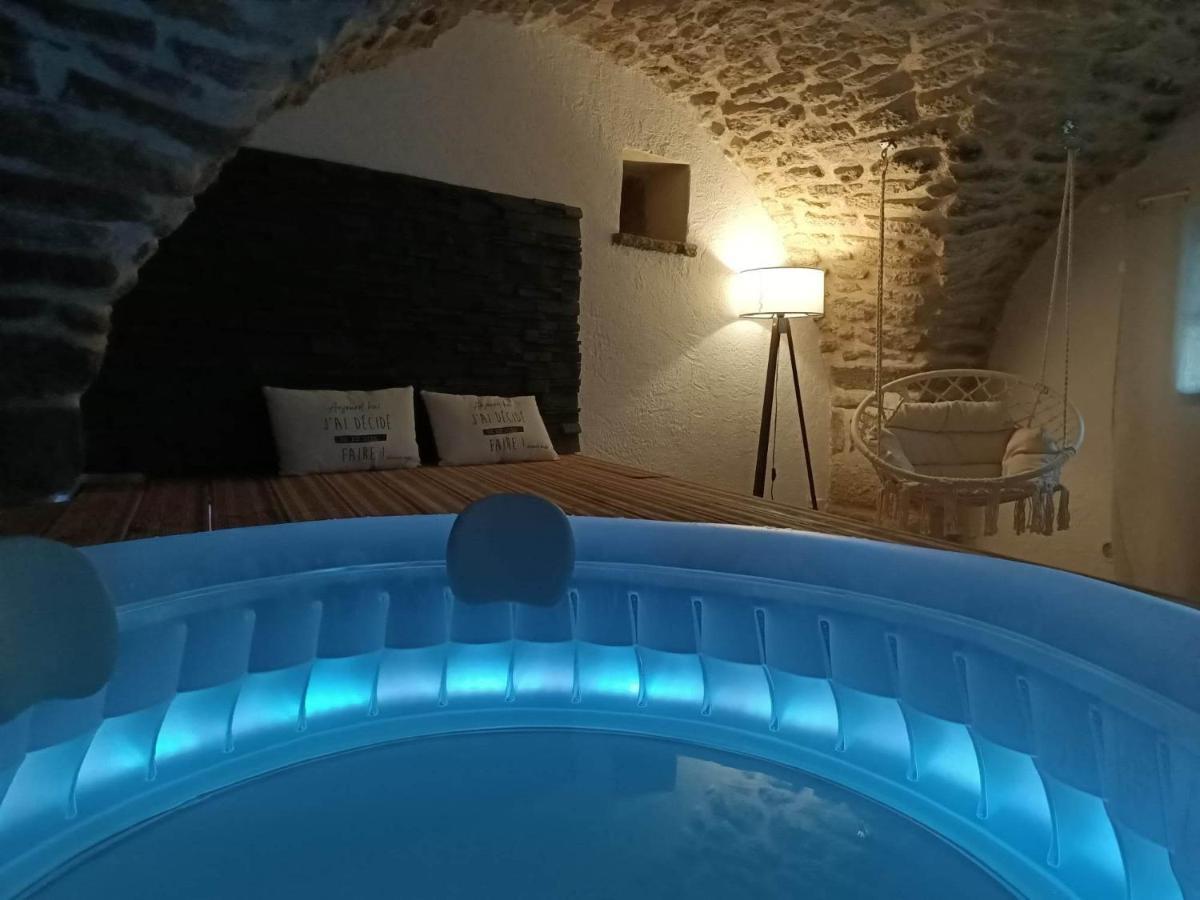 Bed and Breakfast La Cachette Aigues-Vives  Exterior foto