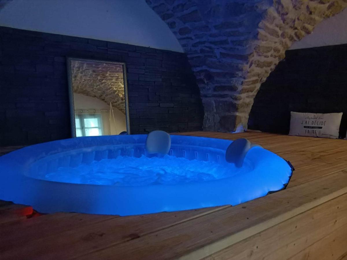 Bed and Breakfast La Cachette Aigues-Vives  Exterior foto