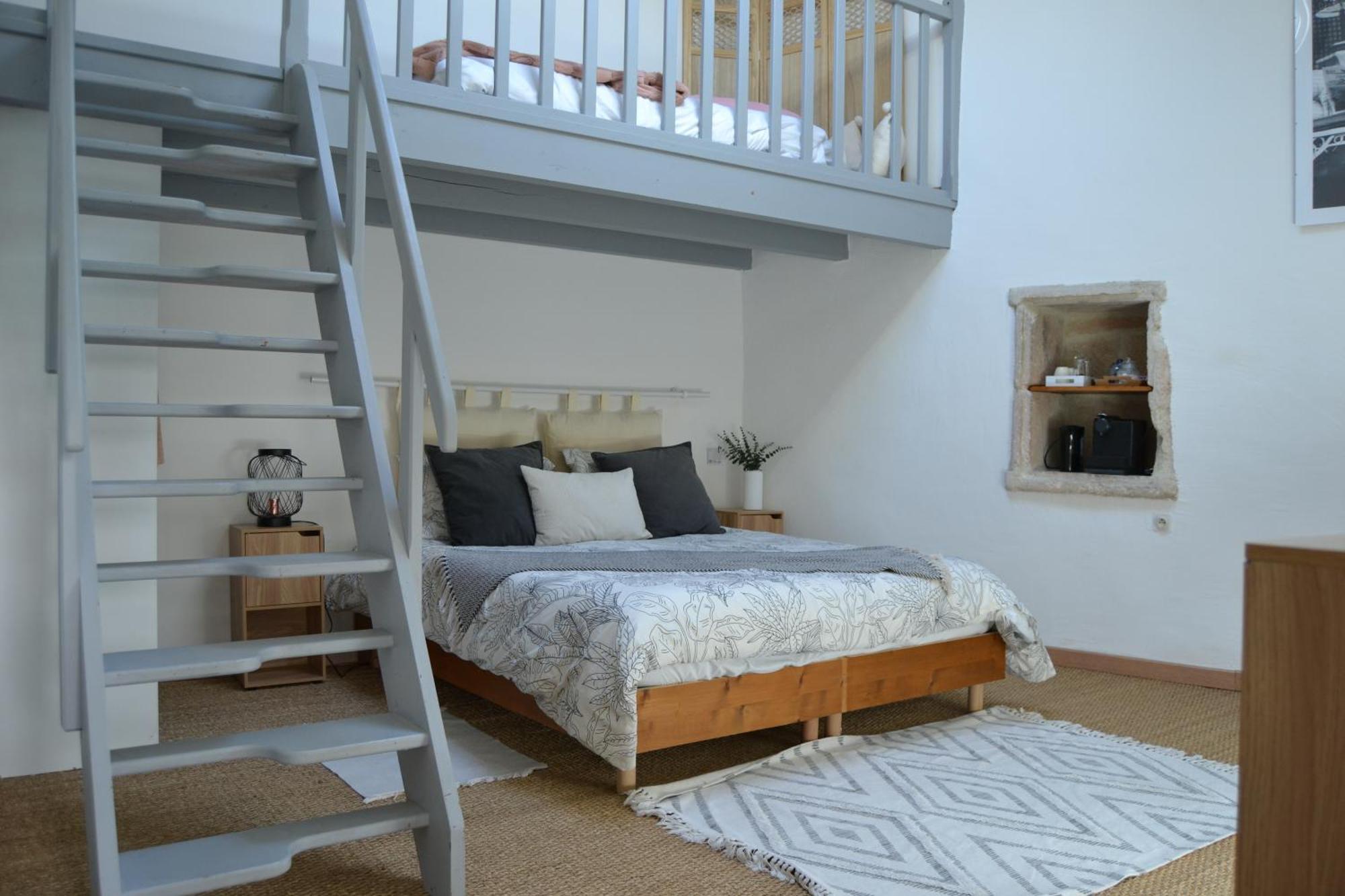 Bed and Breakfast La Cachette Aigues-Vives  Exterior foto